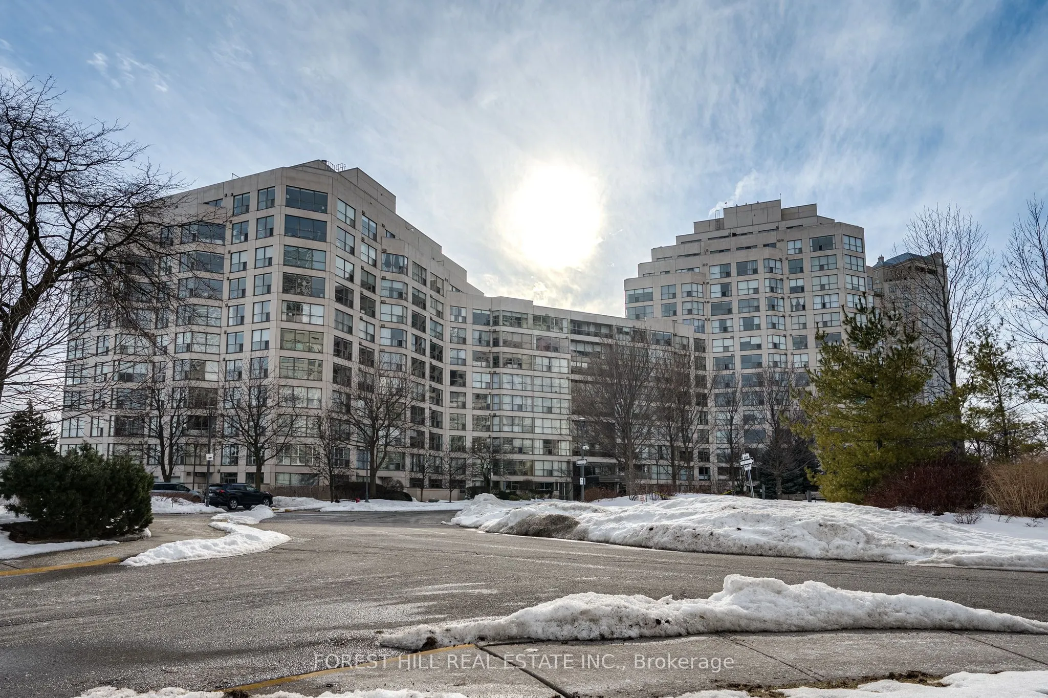 2267 Lakeshore Boulevard W #707