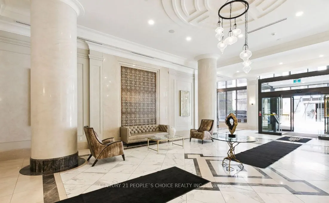 30 Elm Drive W #1102