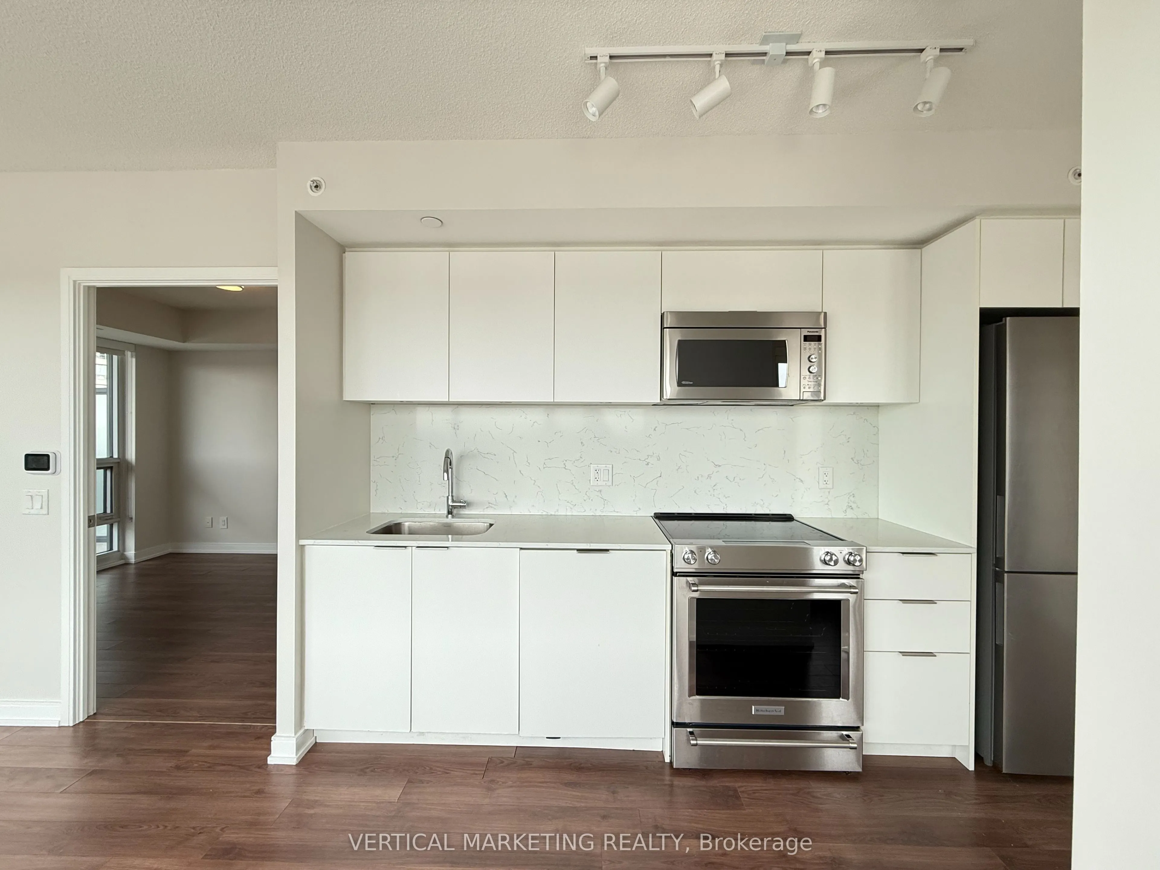 30 Samuel Wood Way #1004