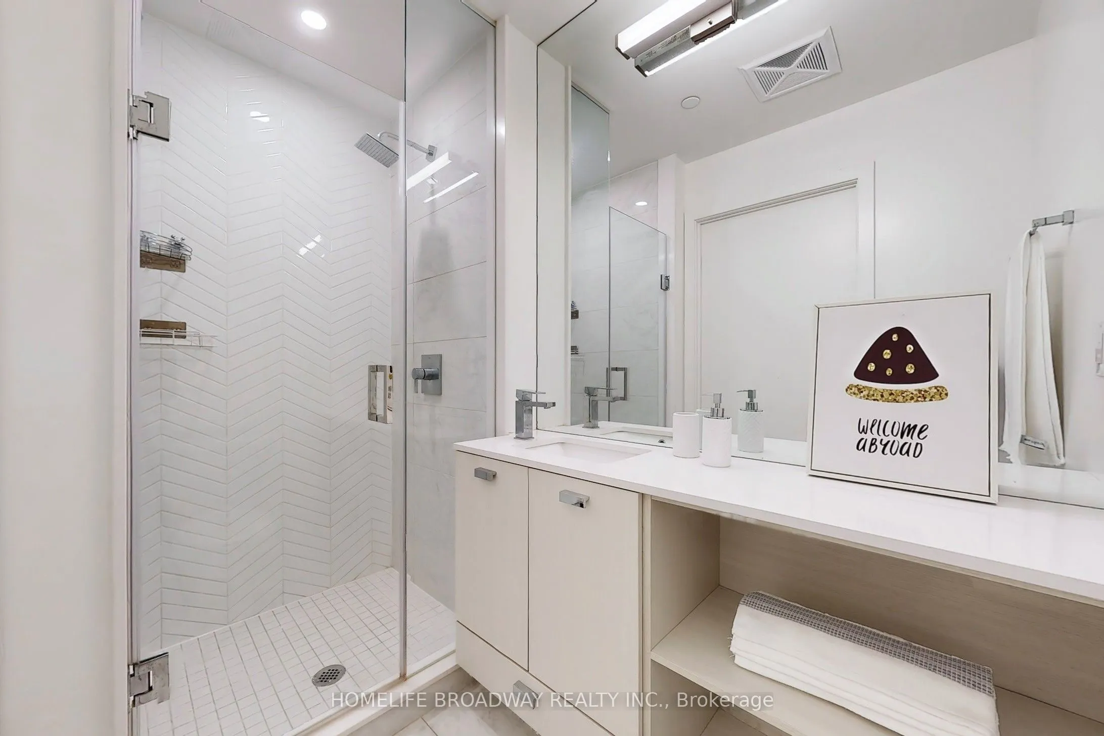 10 De Boers Drive, #1302