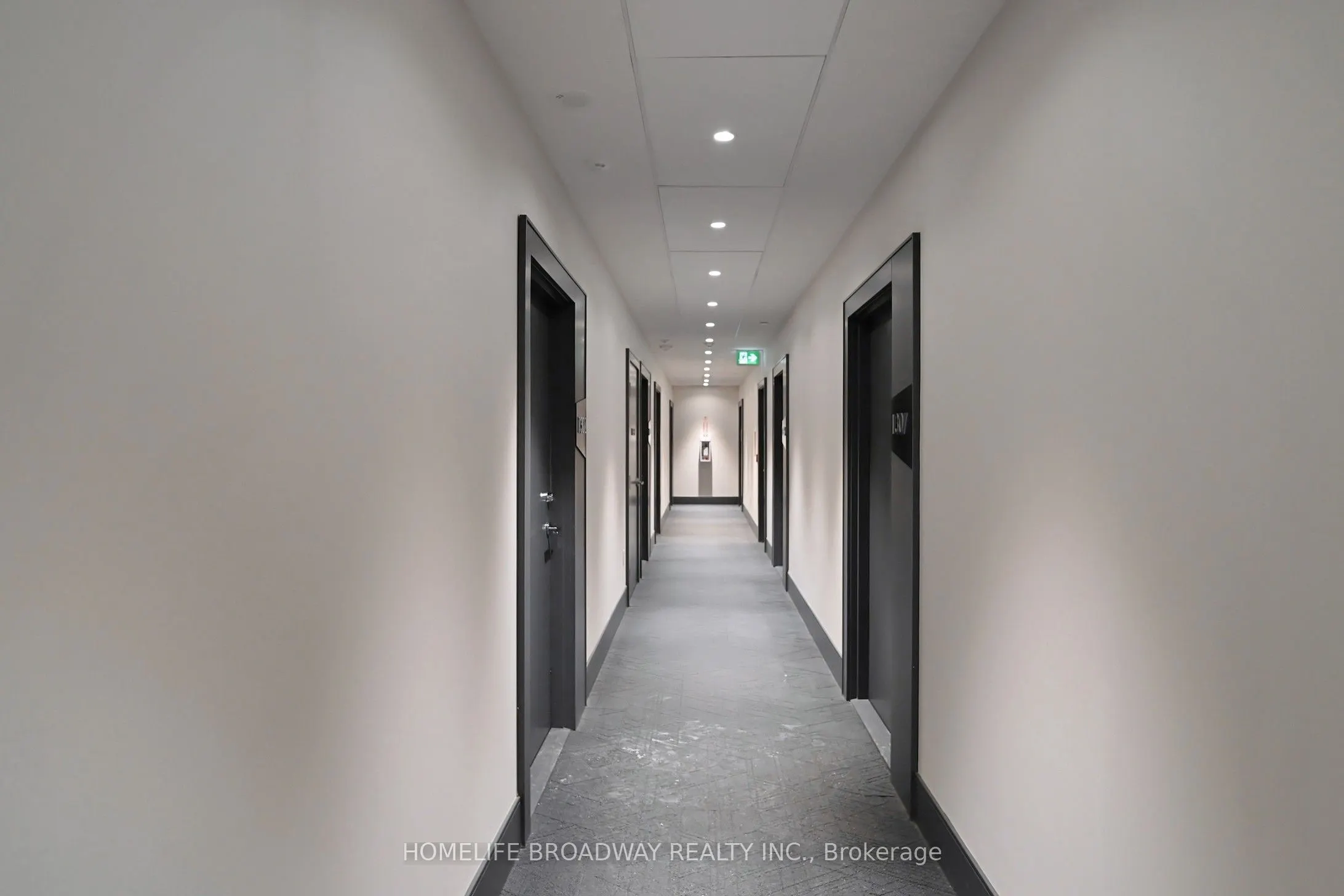 10 De Boers Drive, #1302
