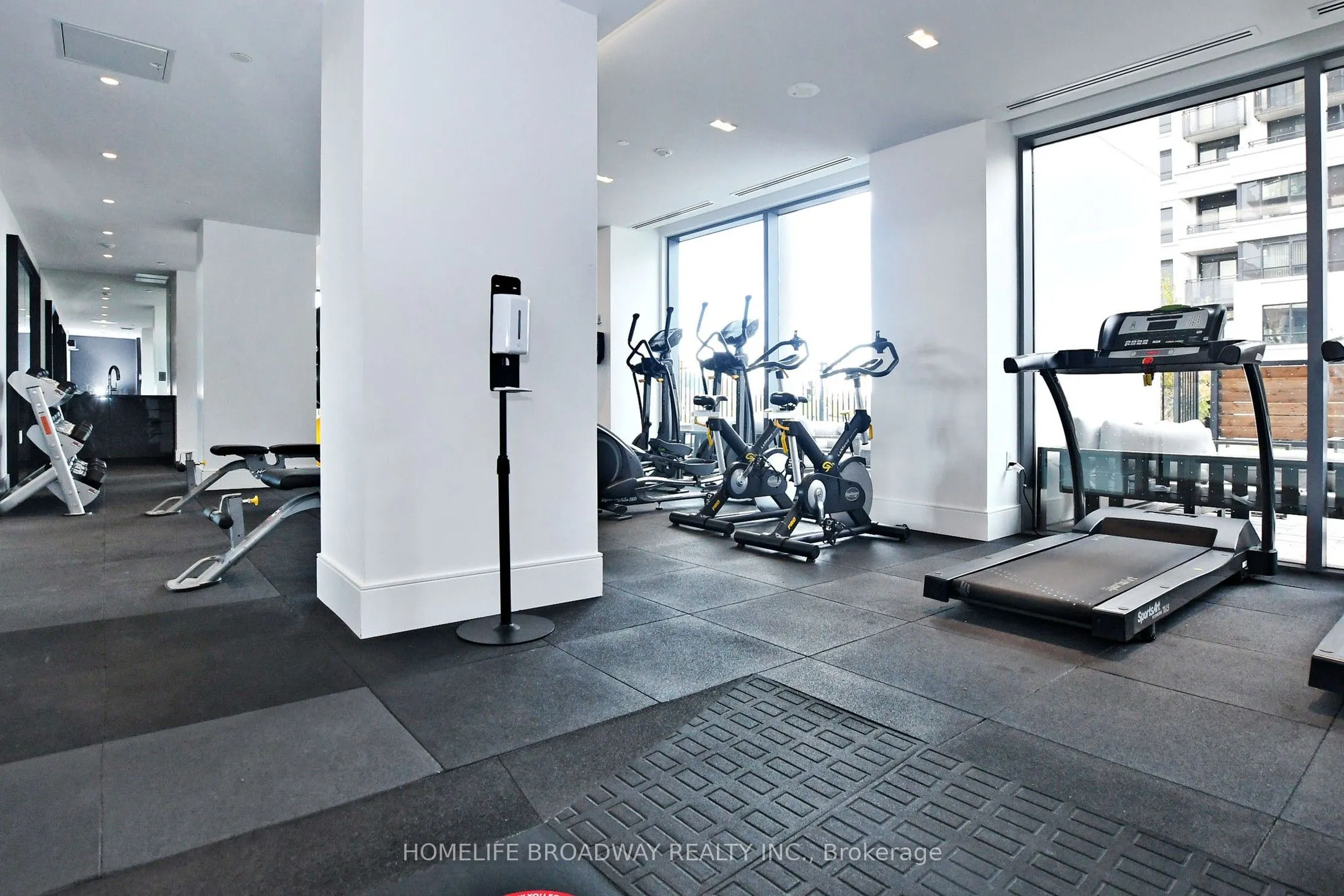 10 De Boers Drive, #1302