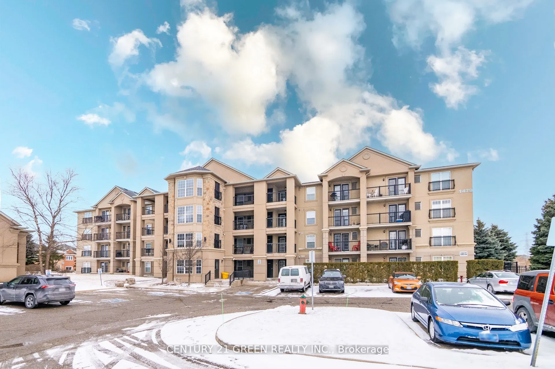 1479 Maple Avenue #206