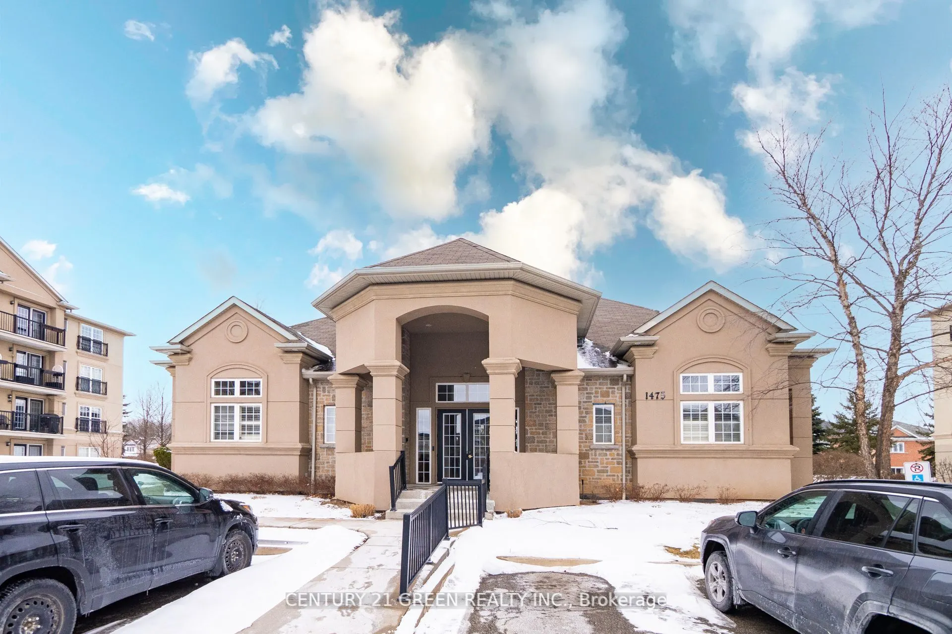 1479 Maple Avenue #206
