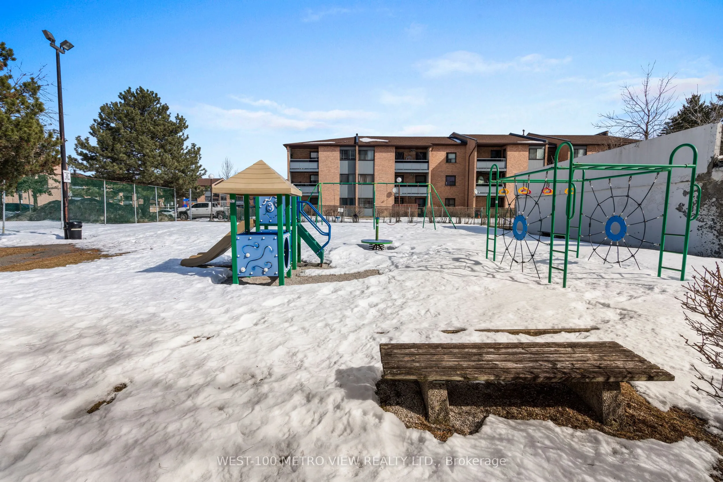 355 Rathburn Road E, #701
