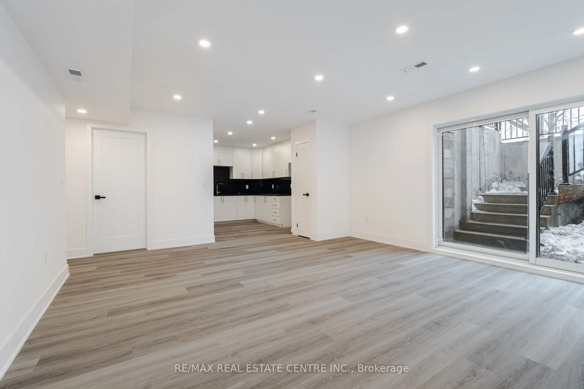 404 Melrose Street
