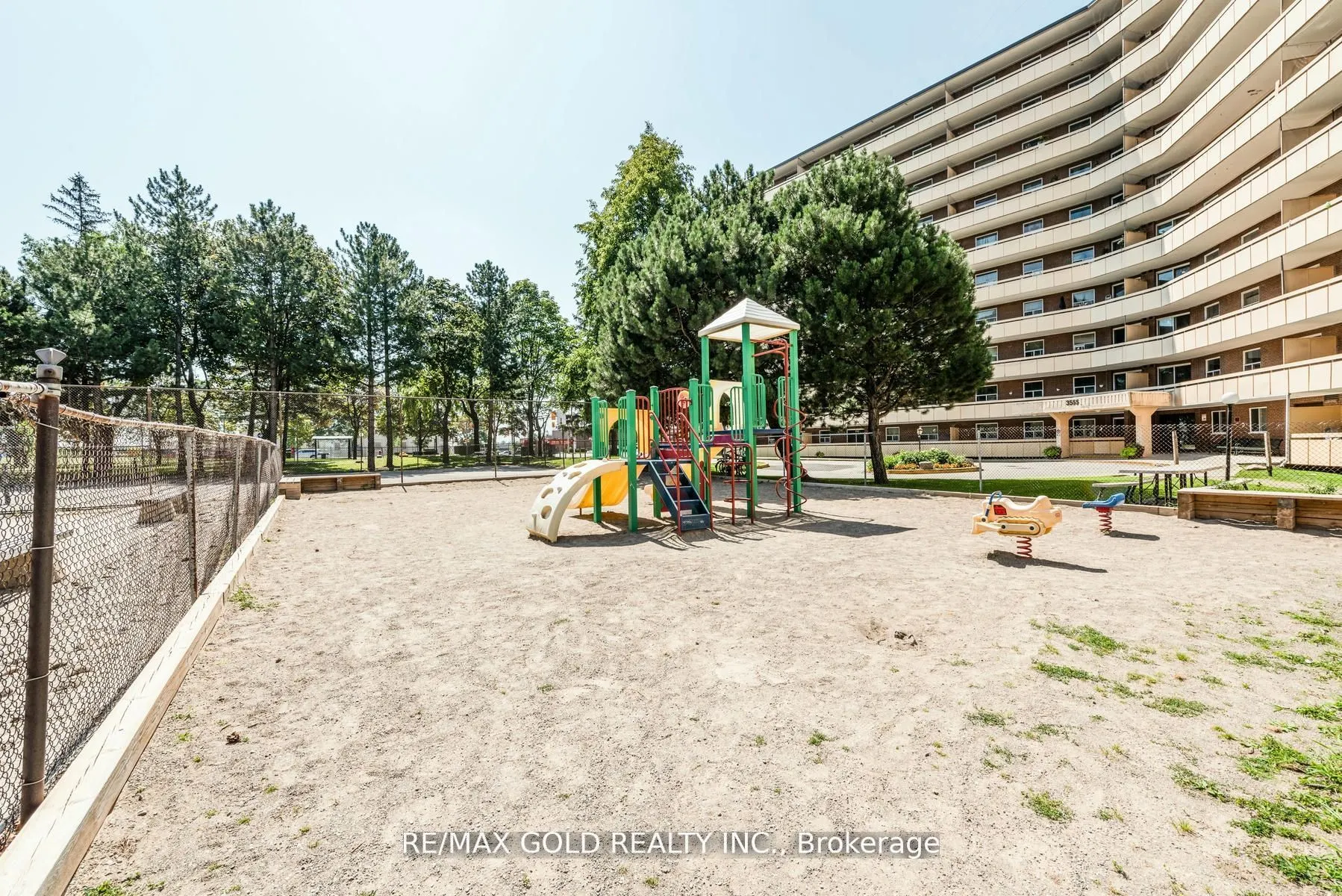 3555 Derry Road E #1006