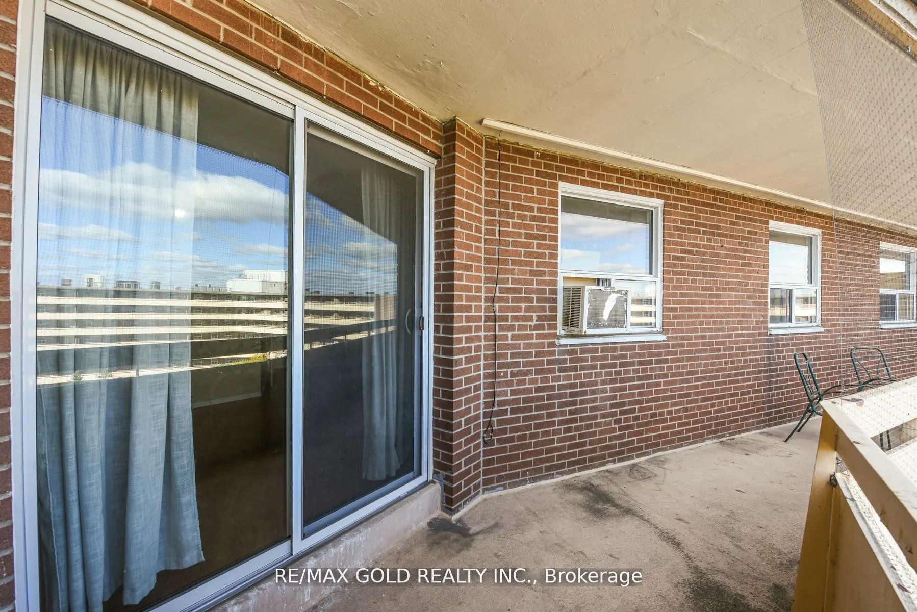 3555 Derry Road E #1006
