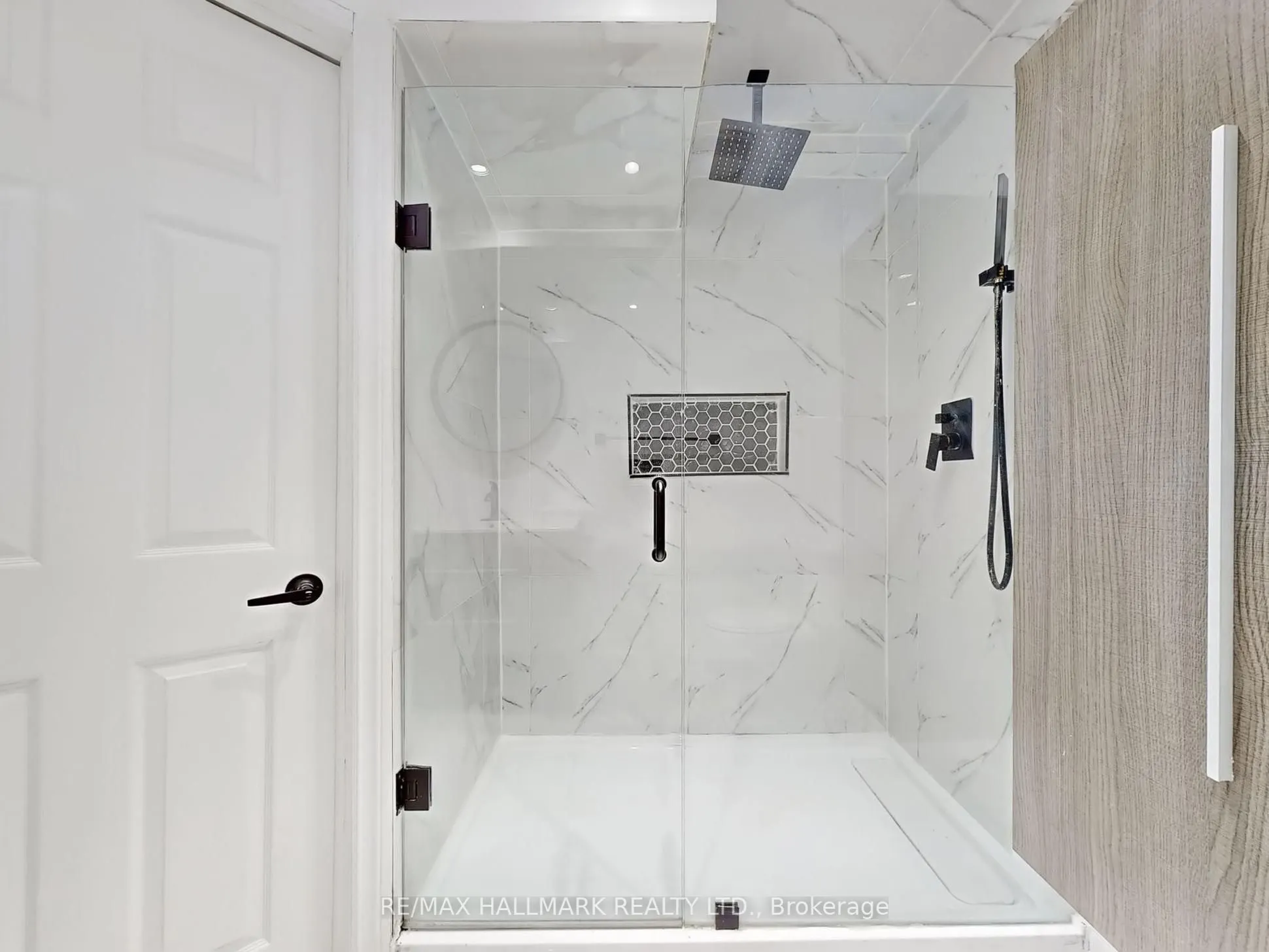 5659 Glen Erin Drive, #6