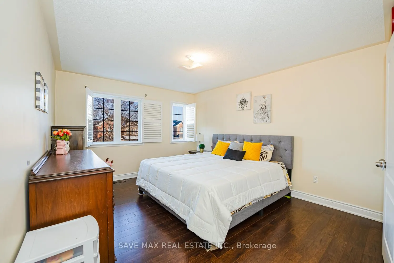 12 Spencer Drive