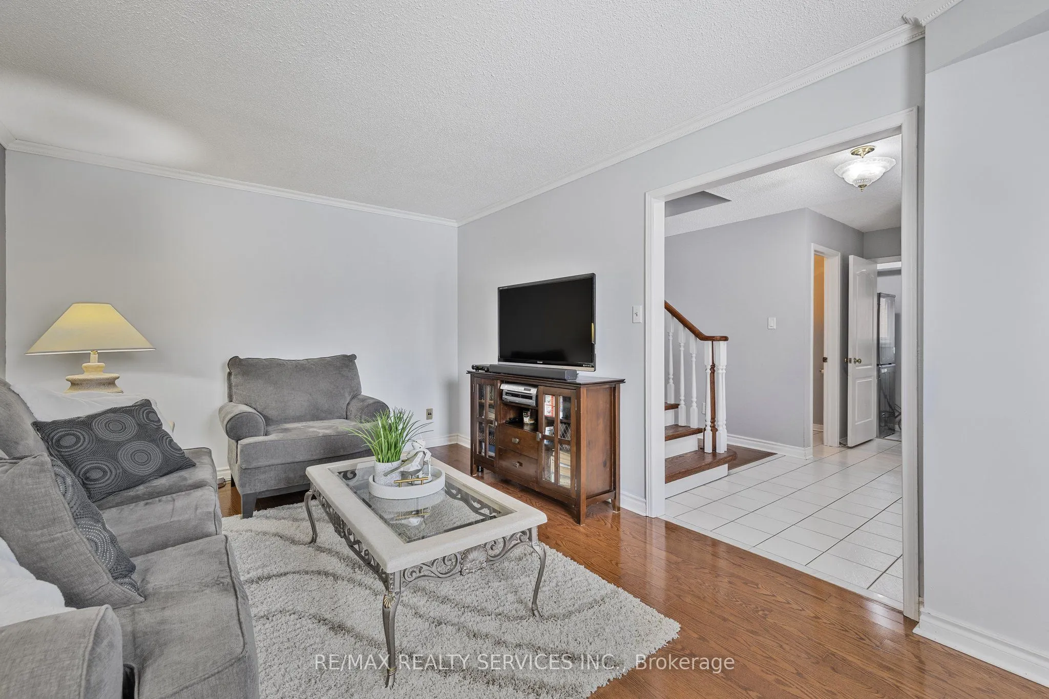 24 Royal Valley Drive