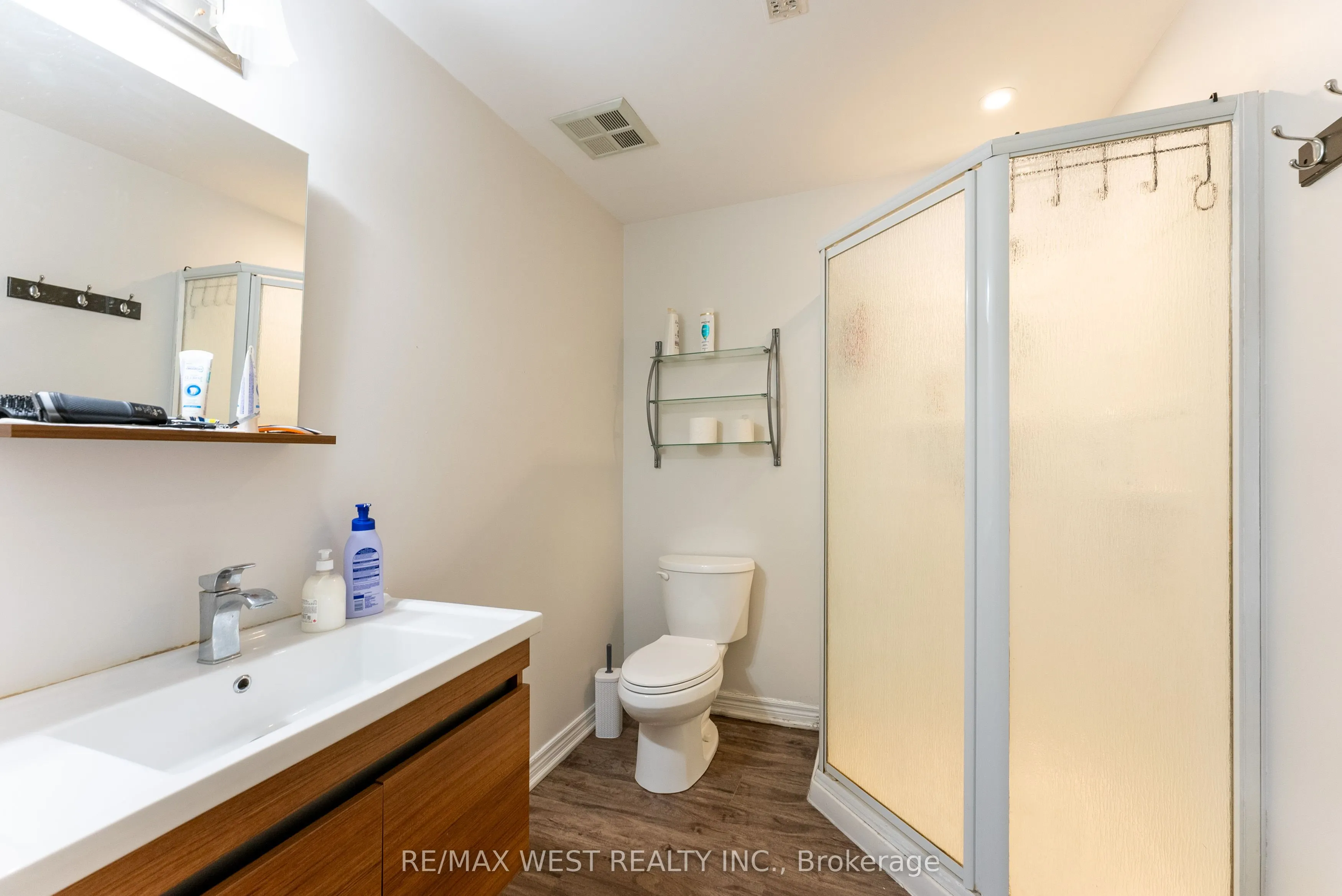 37 Whitbread Avenue