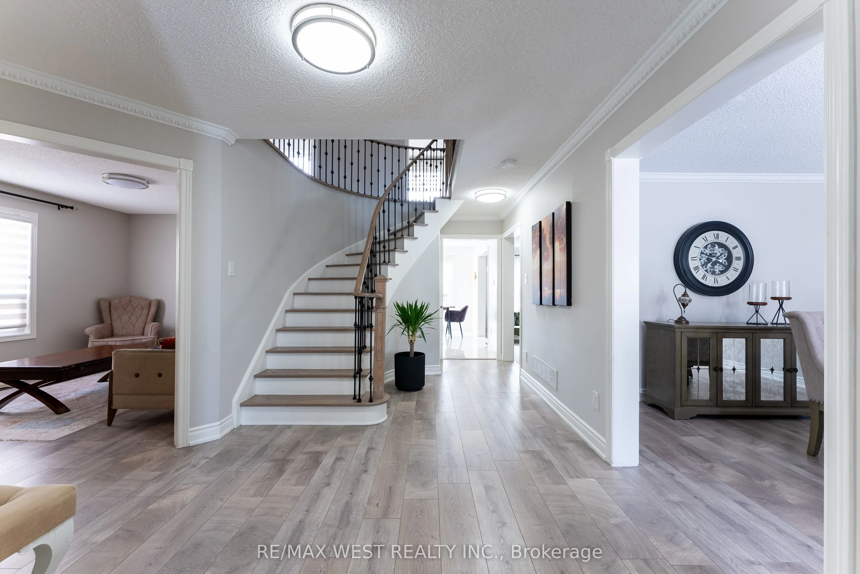 37 Whitbread Avenue