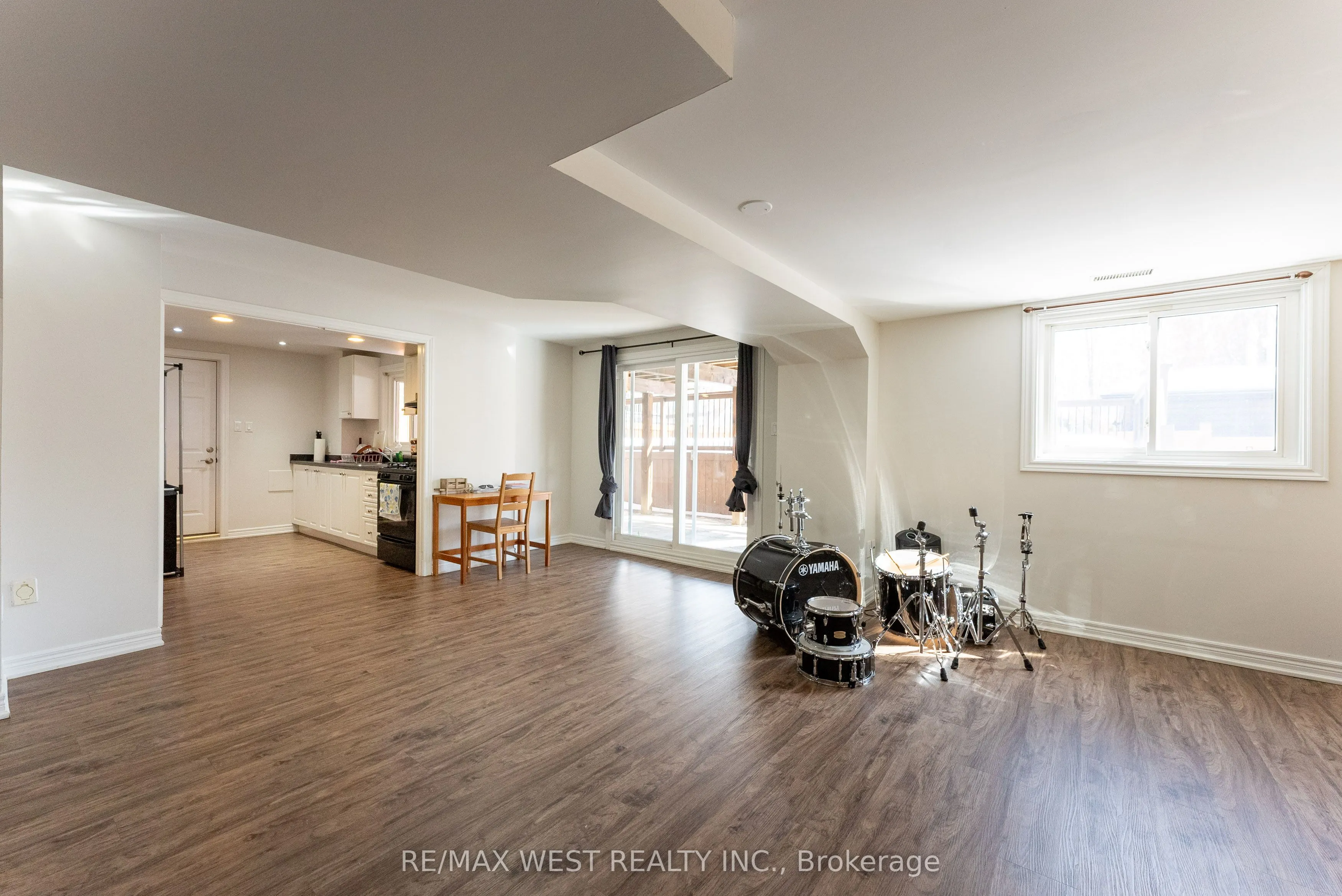 37 Whitbread Avenue