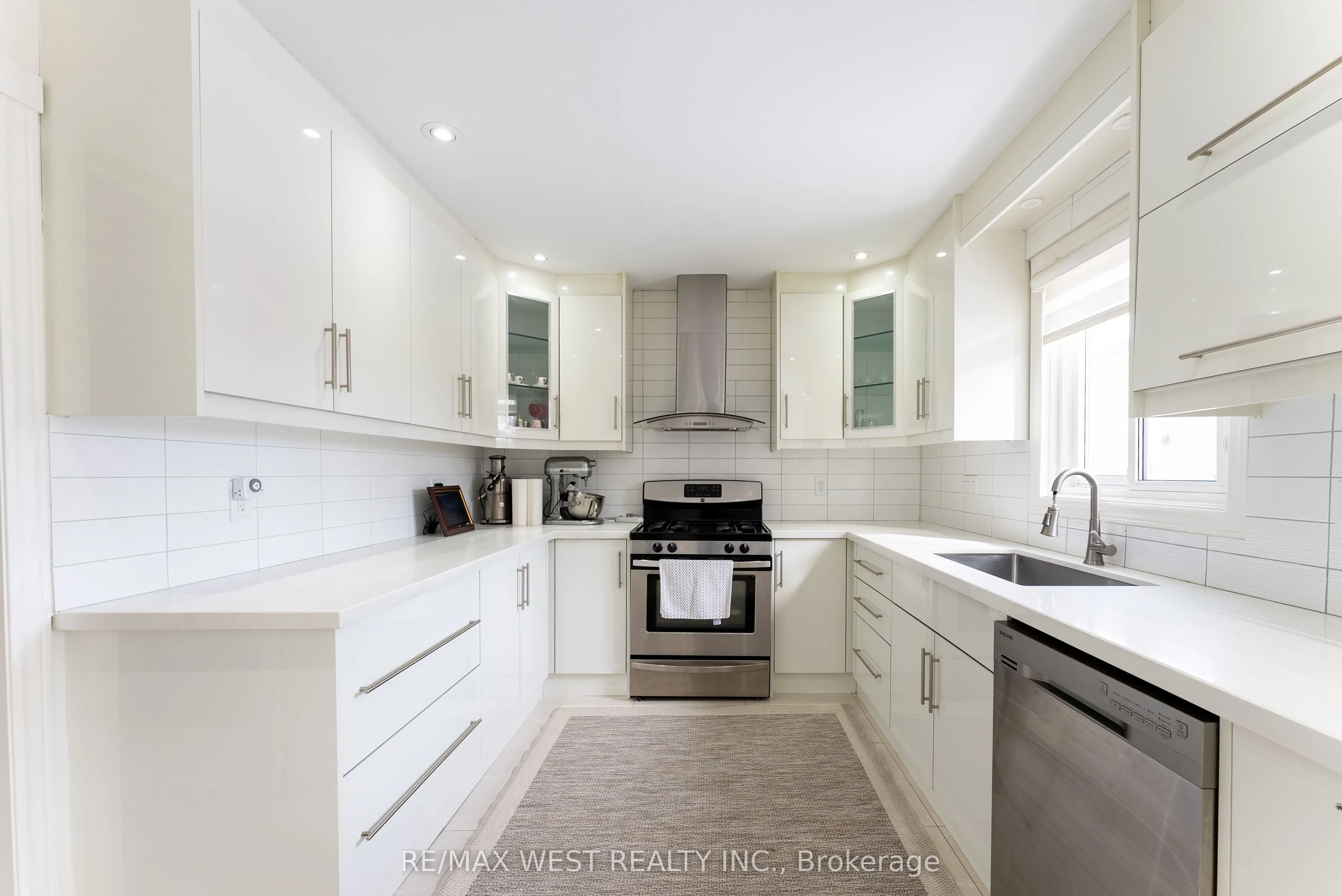 37 Whitbread Avenue