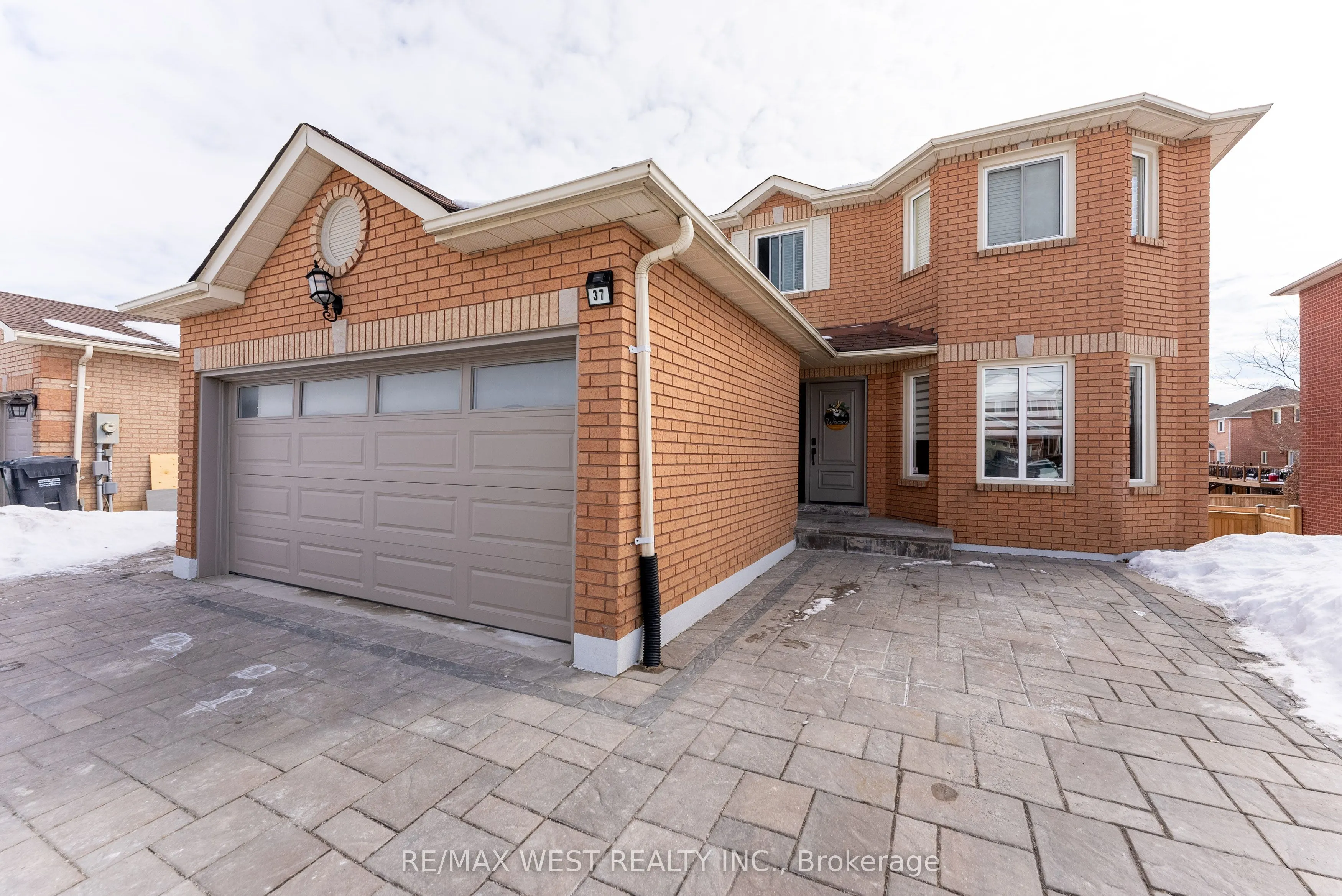 37 Whitbread Avenue