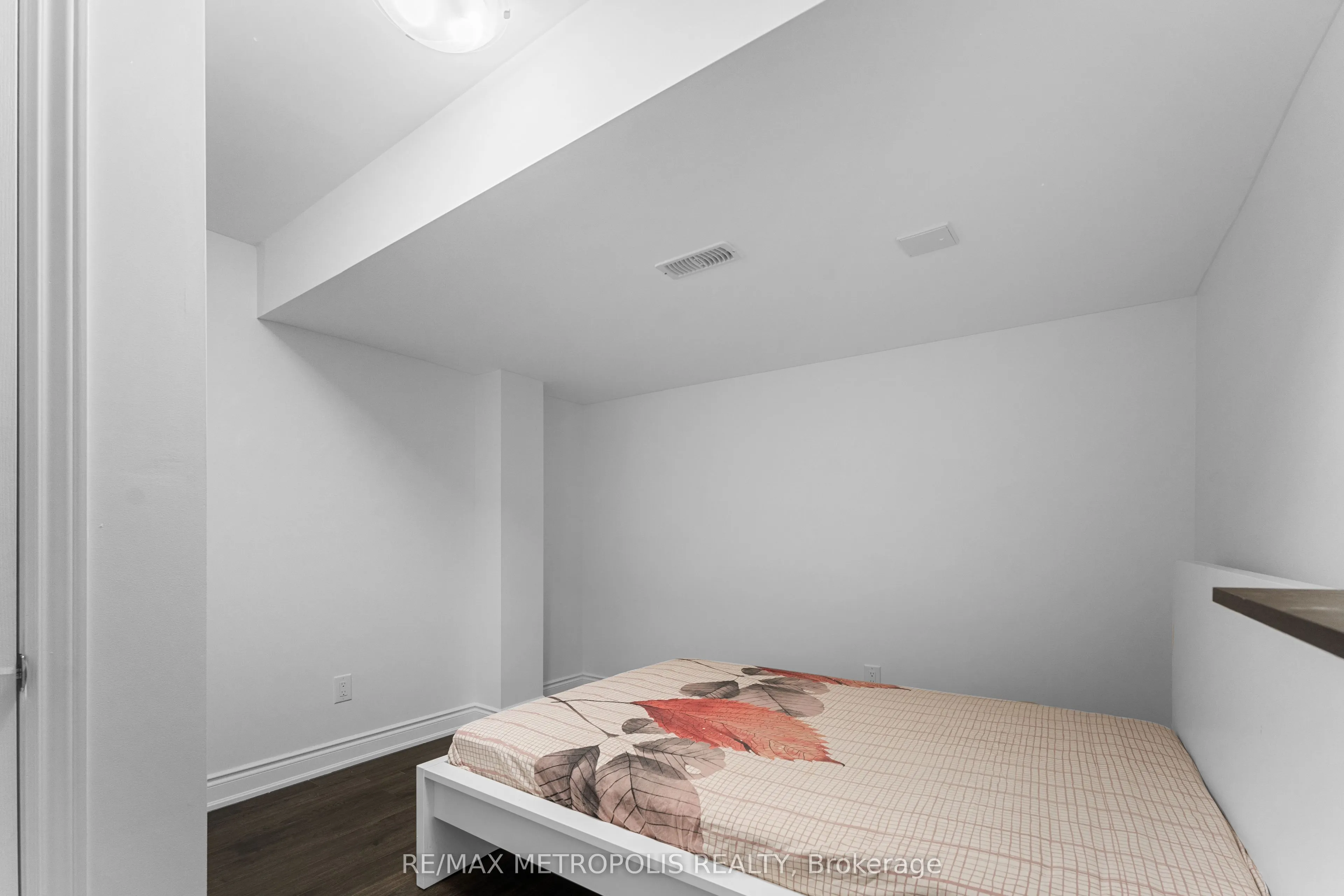 15 Tribune Drive, #BSMT