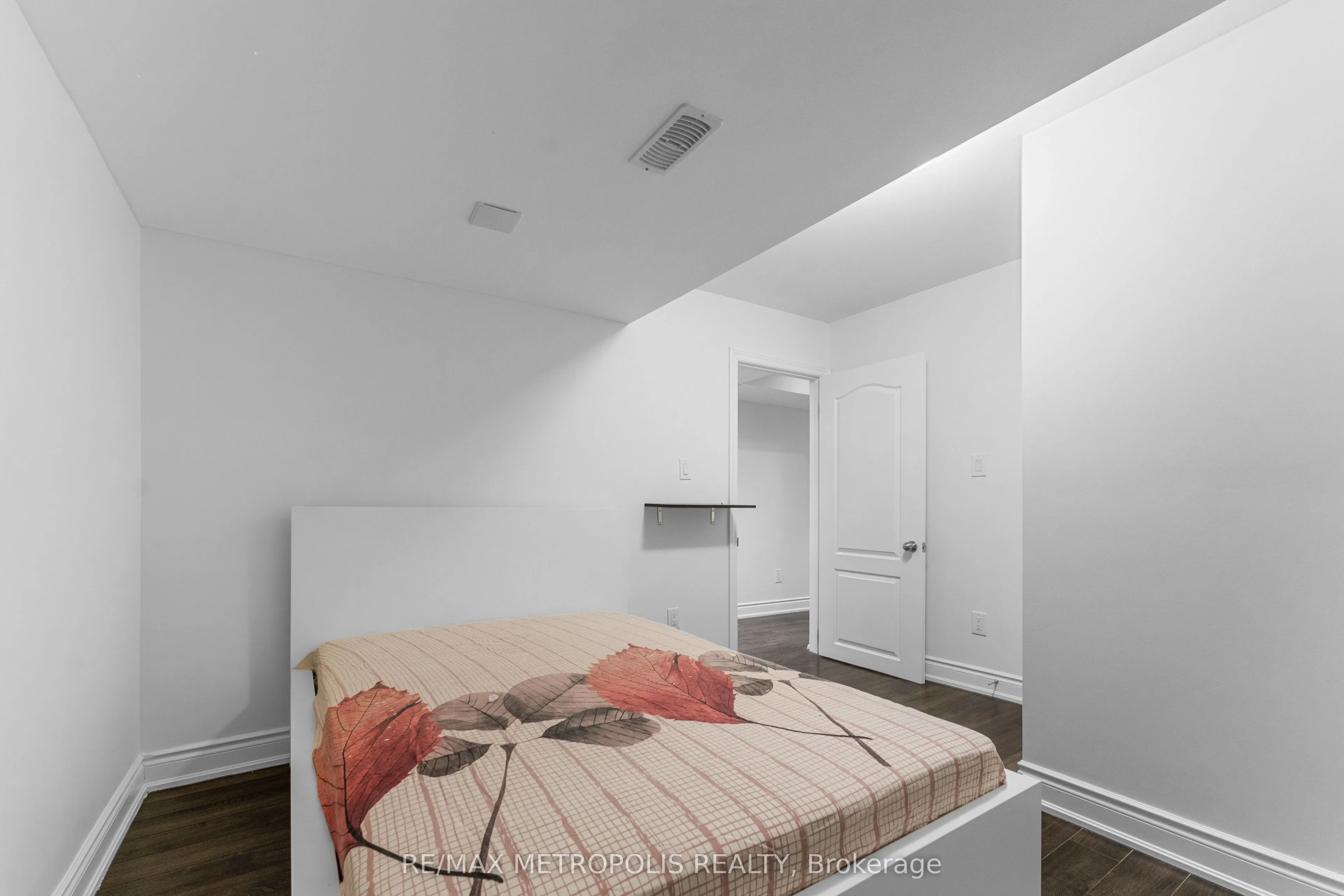 15 Tribune Drive, #BSMT