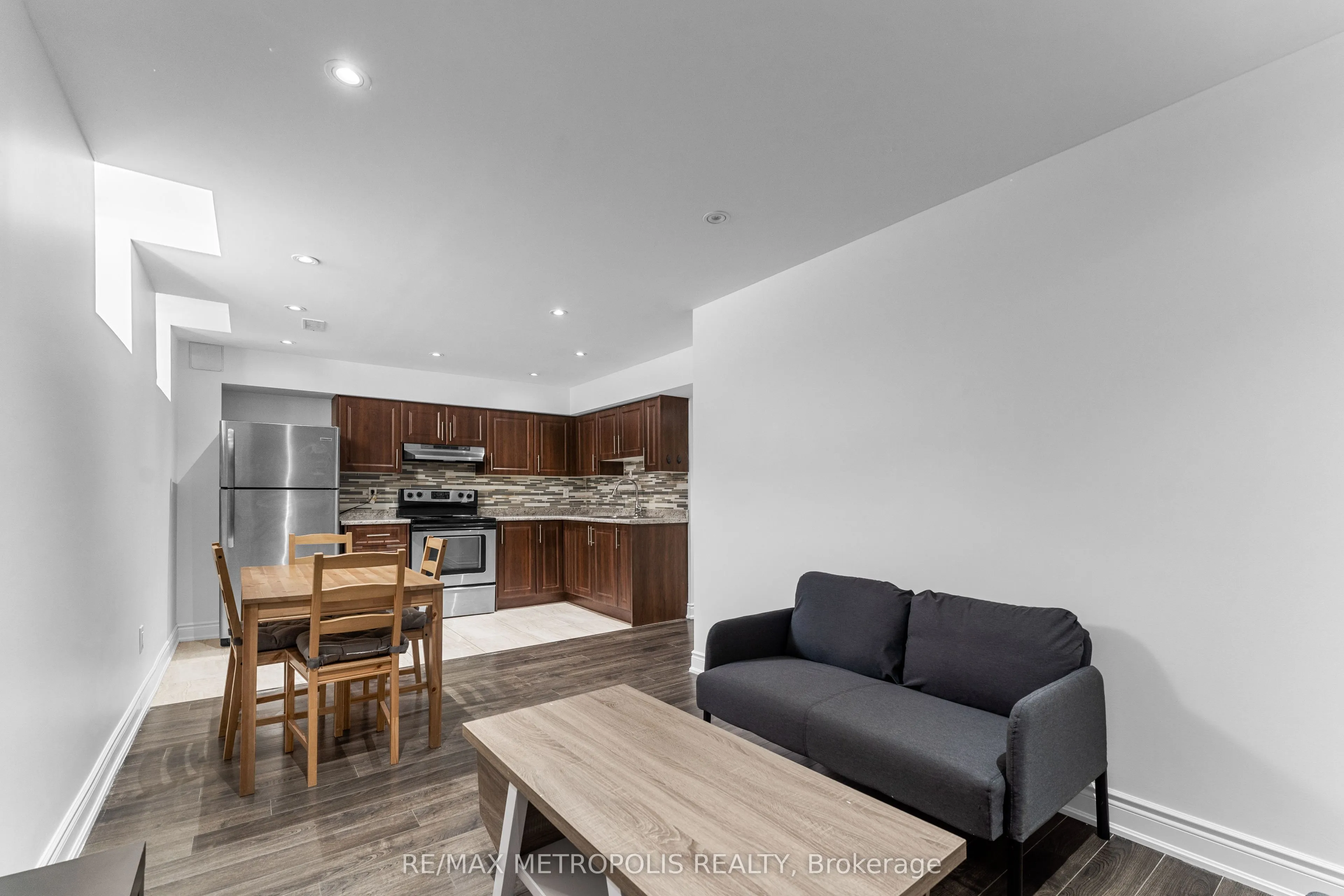 15 Tribune Drive, #BSMT