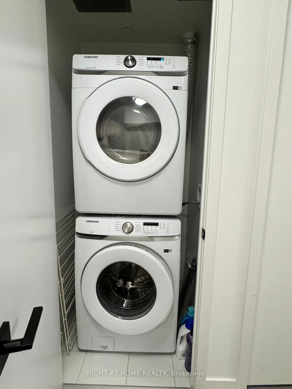 36 Zorra Street, #2204