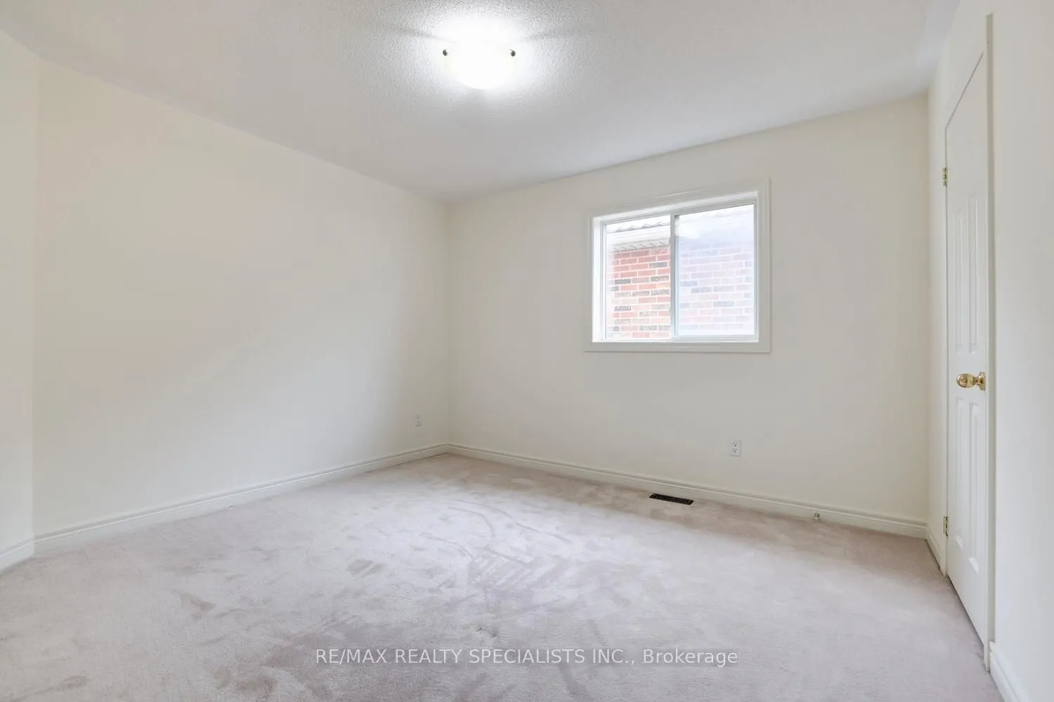 754 White Clover Way