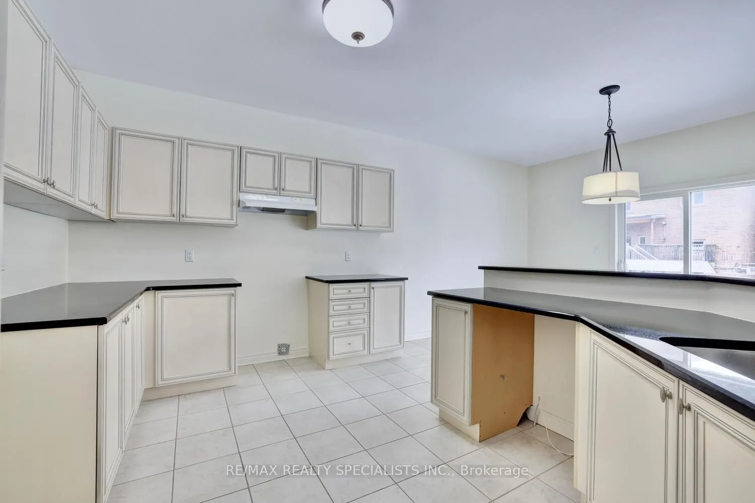 754 White Clover Way