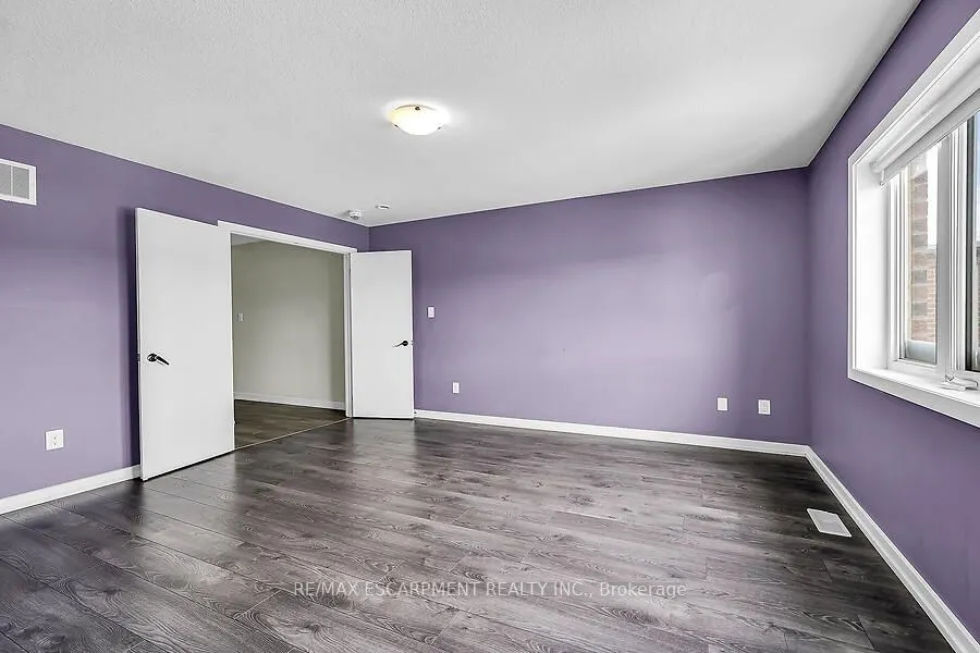 457 Queen Mary Drive