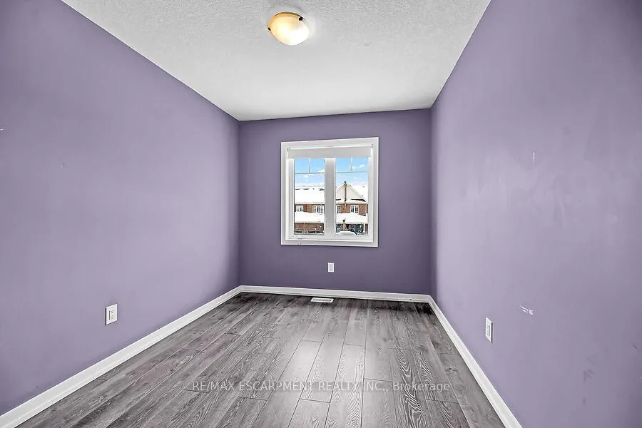 457 Queen Mary Drive