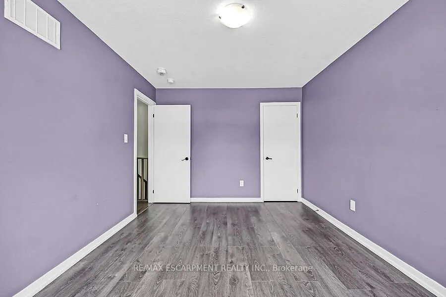 457 Queen Mary Drive