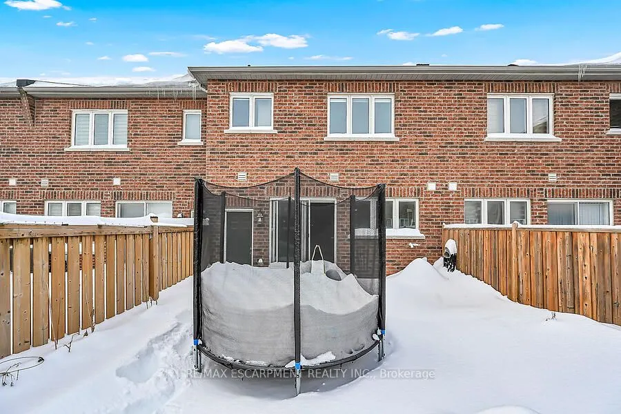 457 Queen Mary Drive