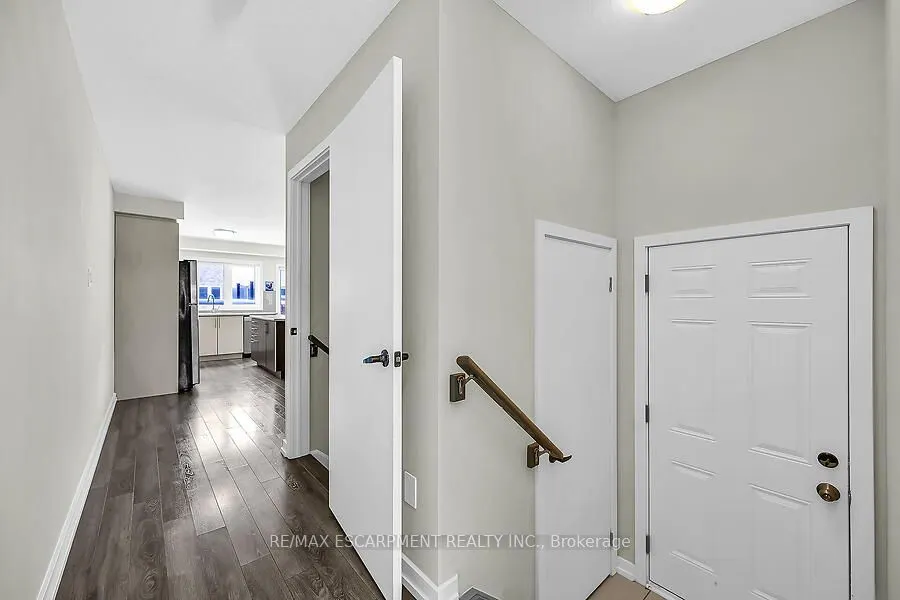 457 Queen Mary Drive