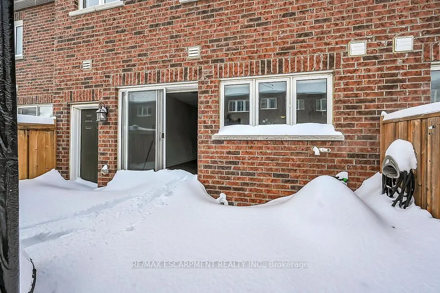 457 Queen Mary Drive