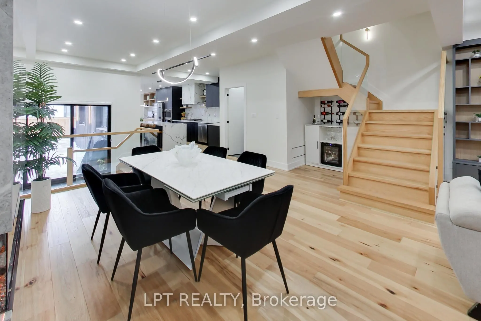 5 Harvard Avenue