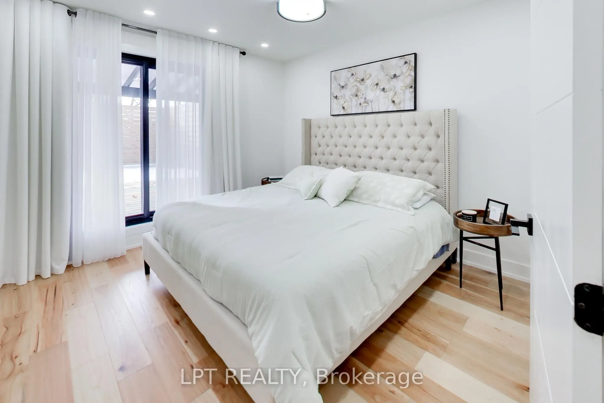 5 Harvard Avenue