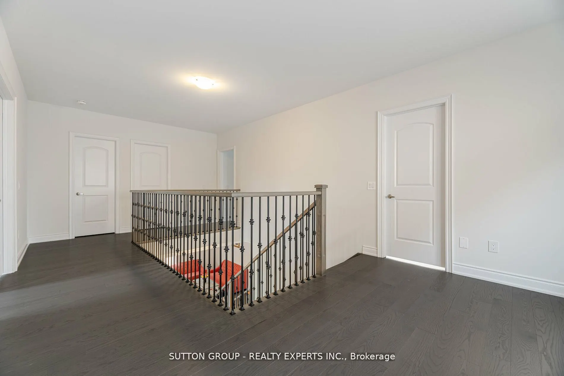 59 Raspberry Ridge Avenue