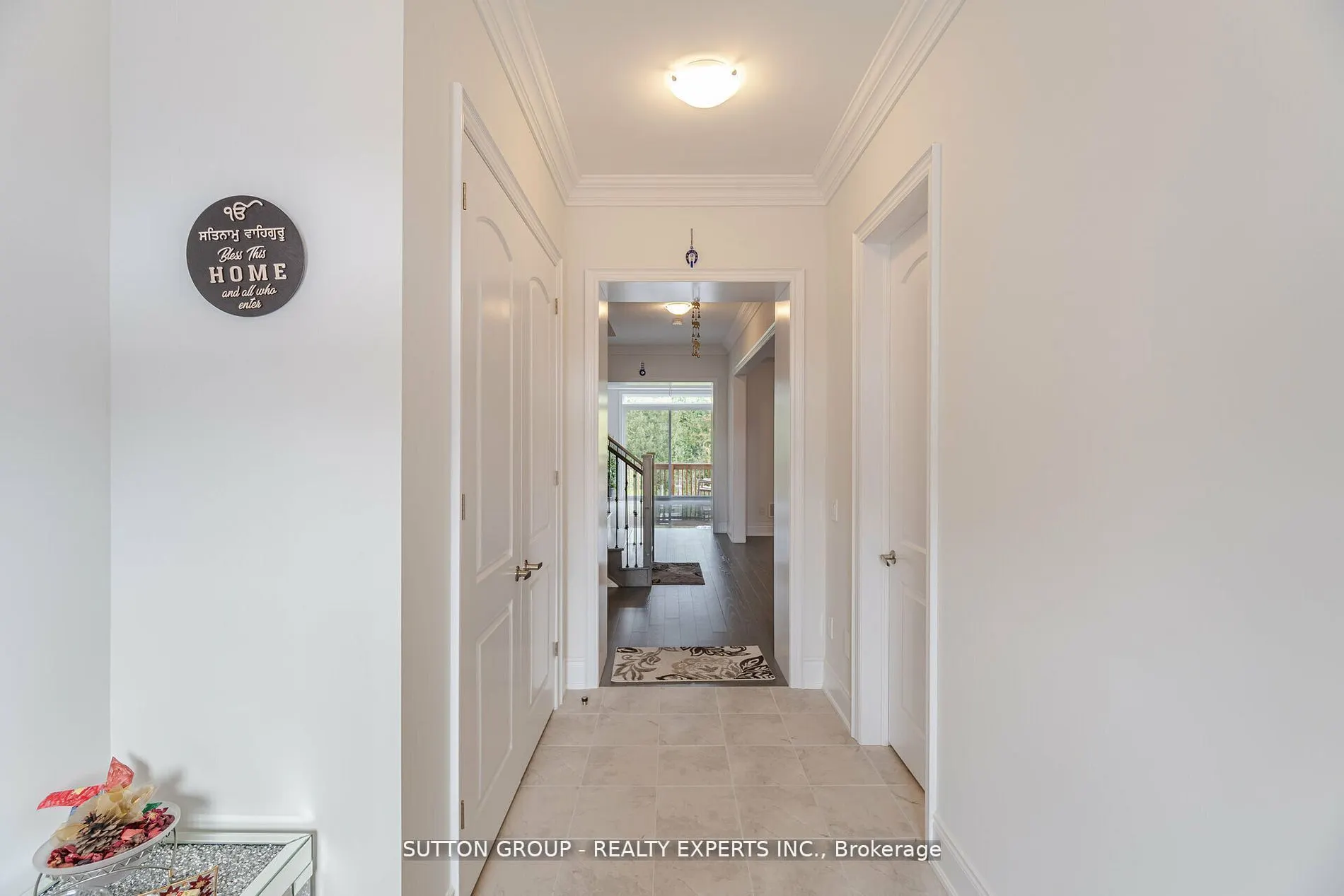 59 Raspberry Ridge Avenue