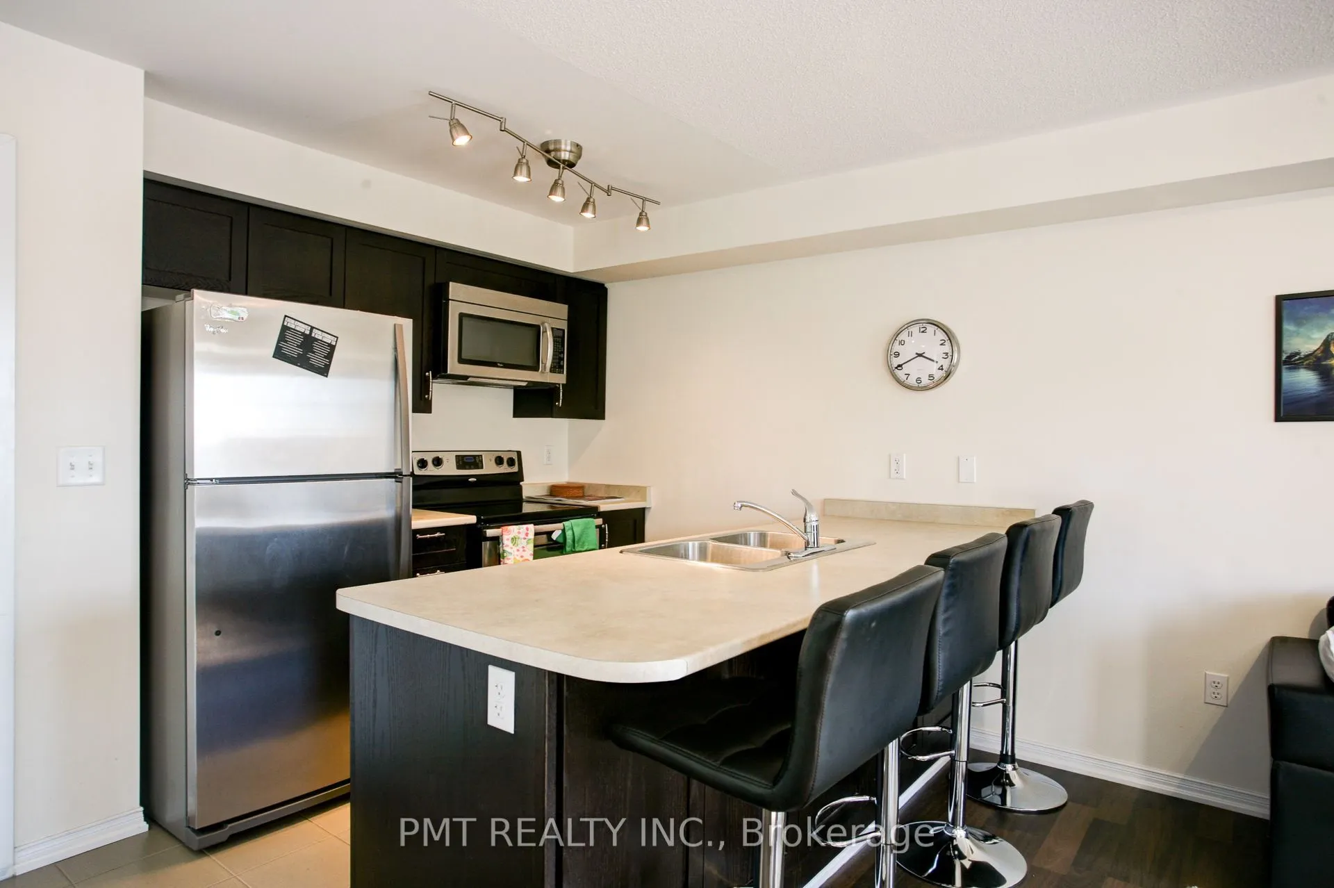 129 Isaac Devins Boulevard #7