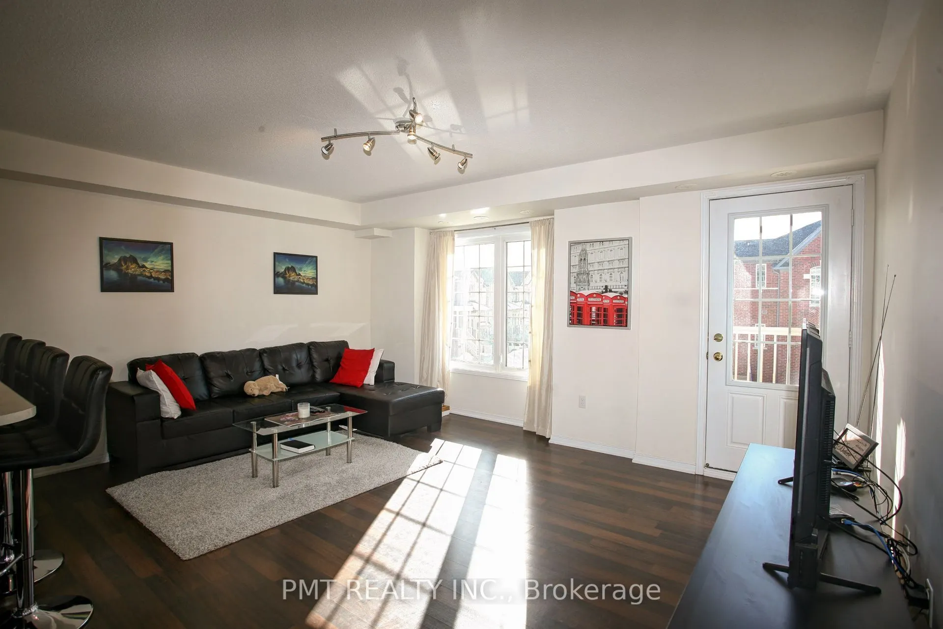 129 Isaac Devins Boulevard #7