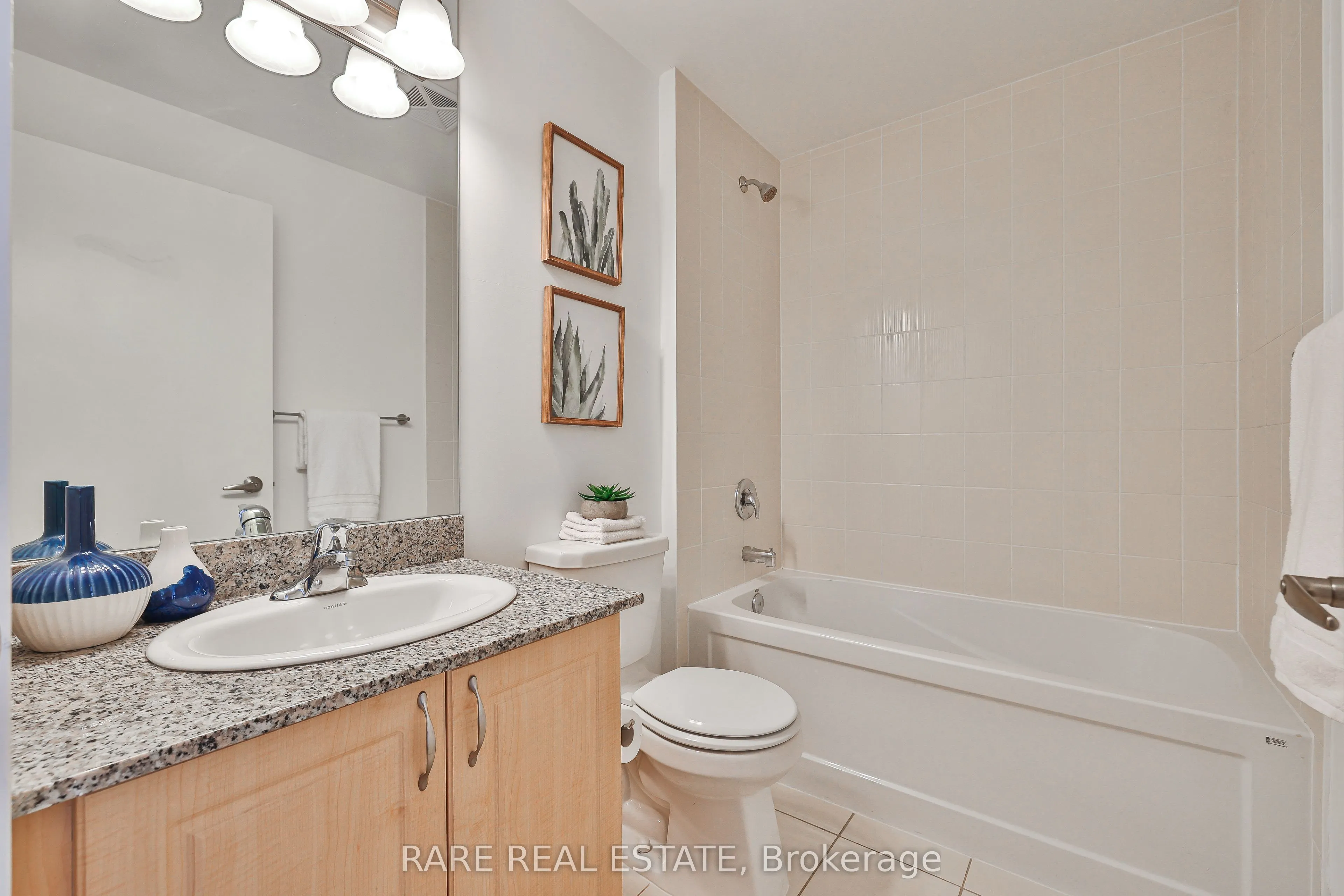 1638 Bloor Street W #607