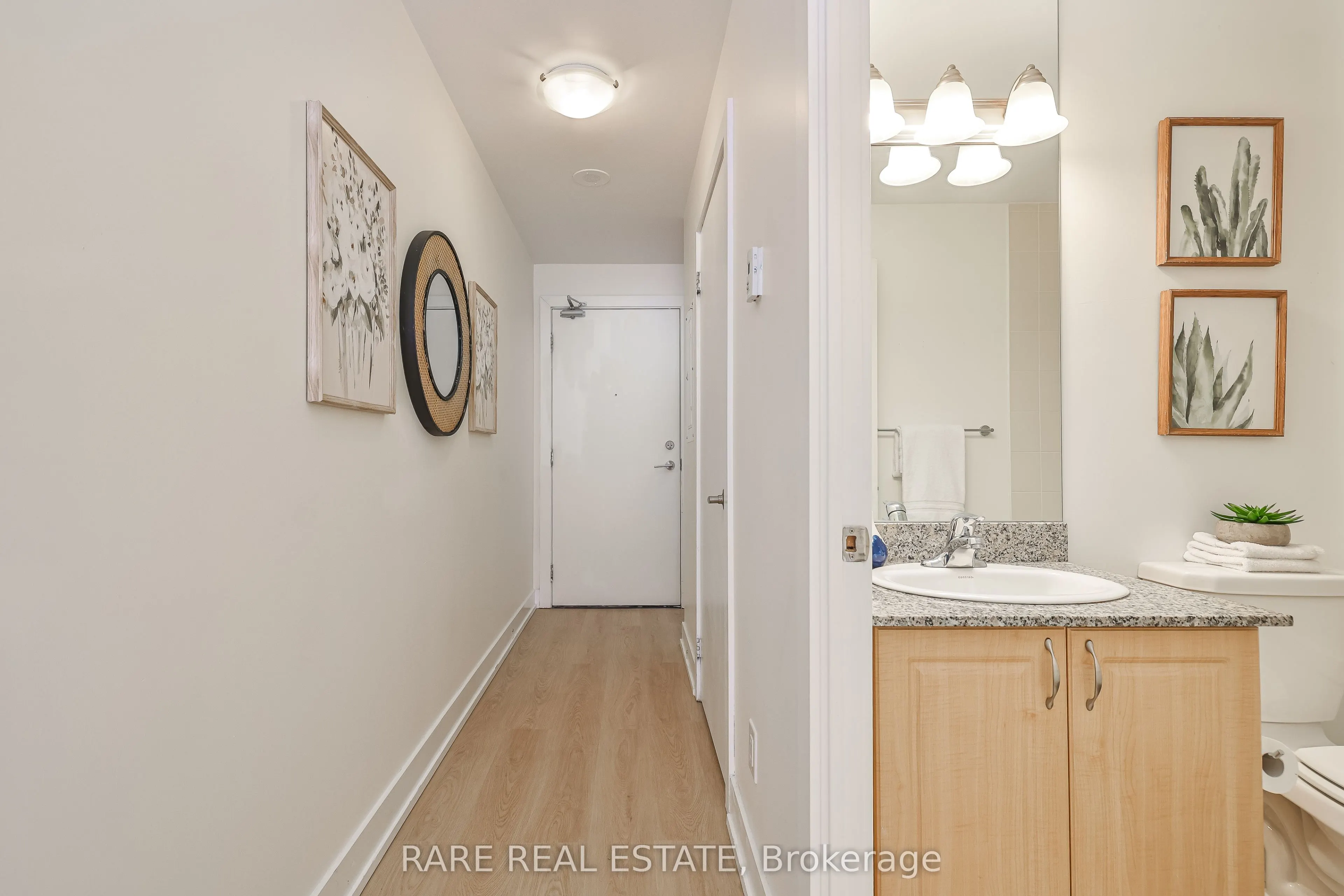 1638 Bloor Street W #607