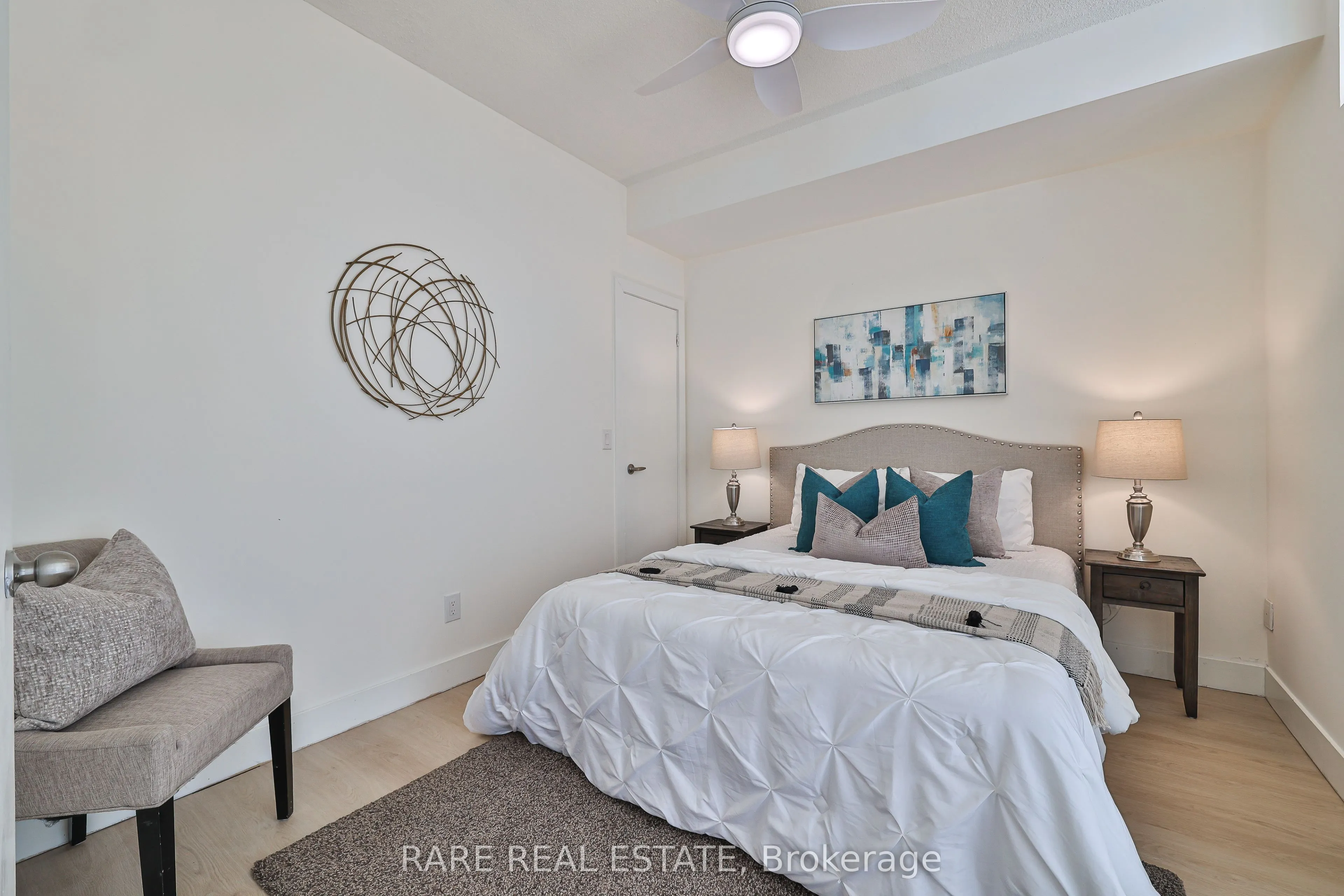 1638 Bloor Street W #607