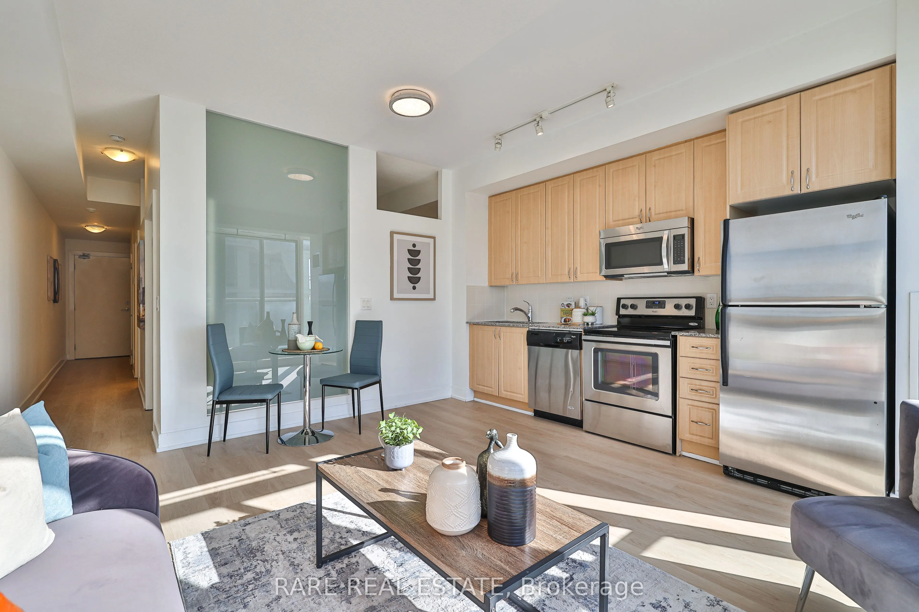 1638 Bloor Street W #607
