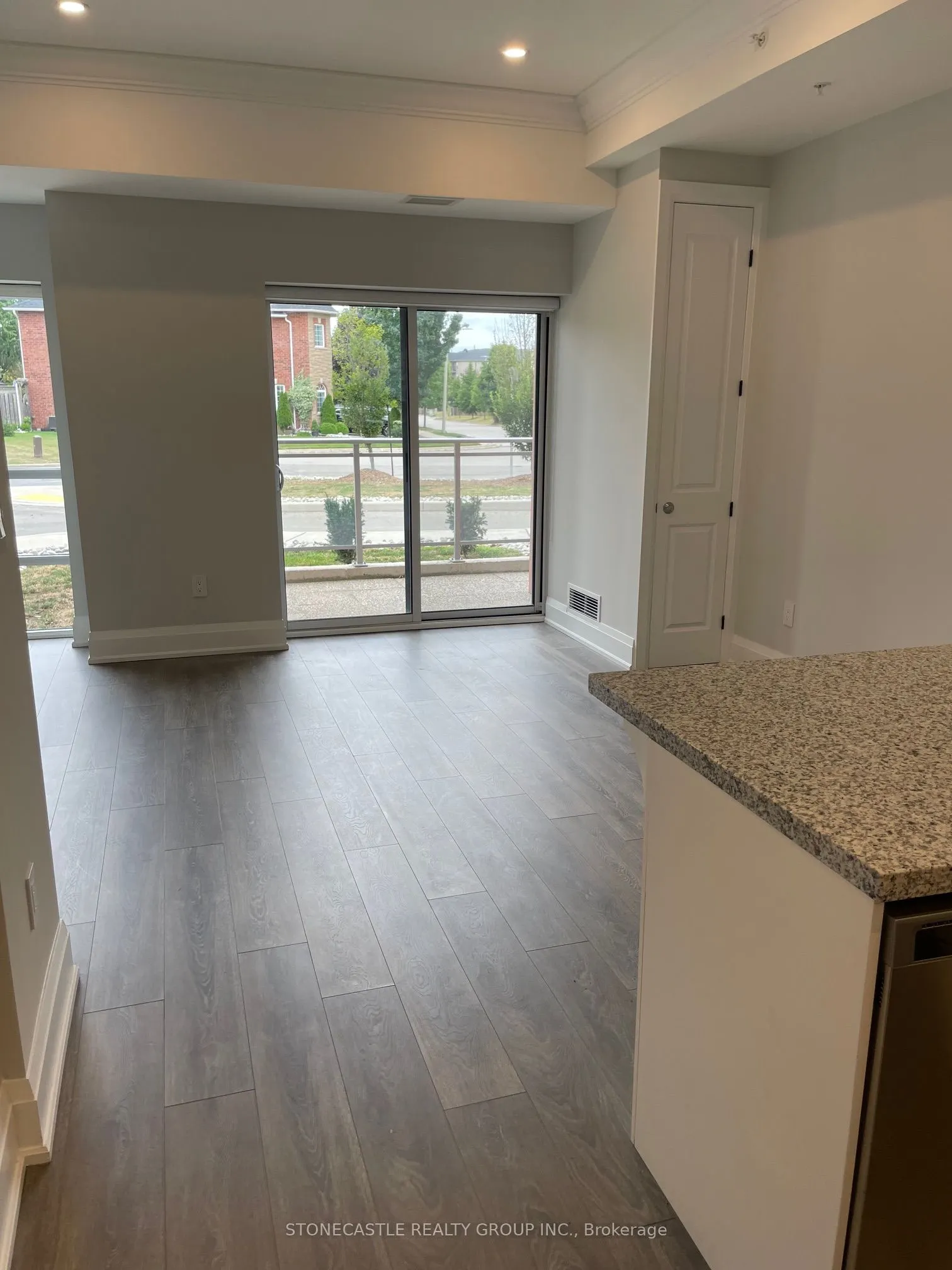 4040 Upper Middle Road, #119