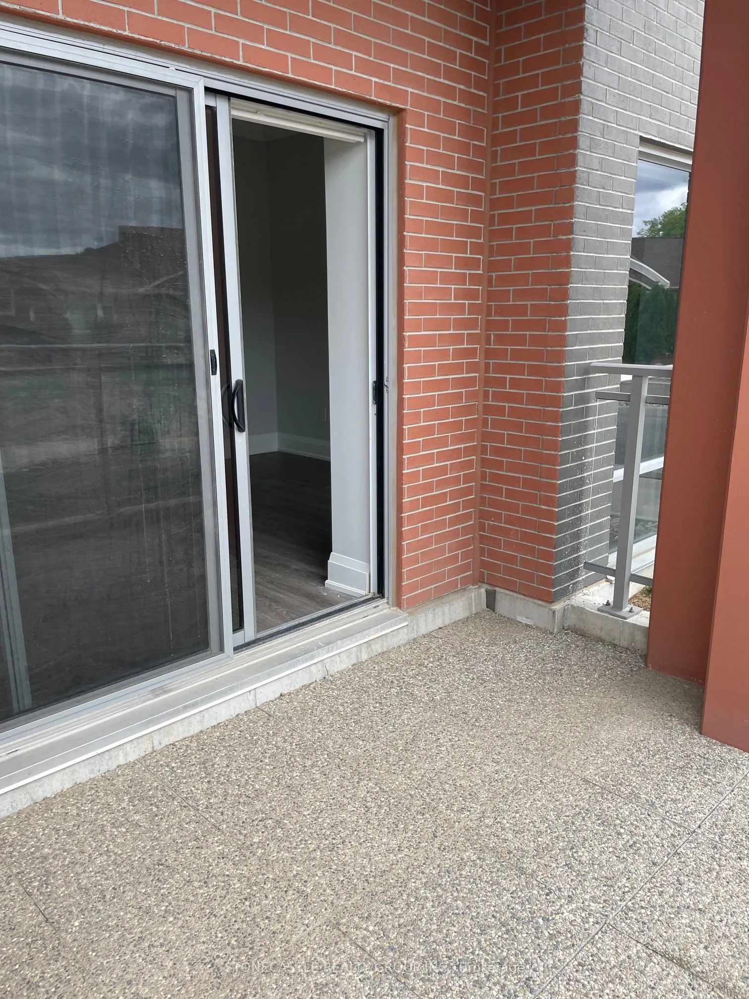 4040 Upper Middle Road, #107