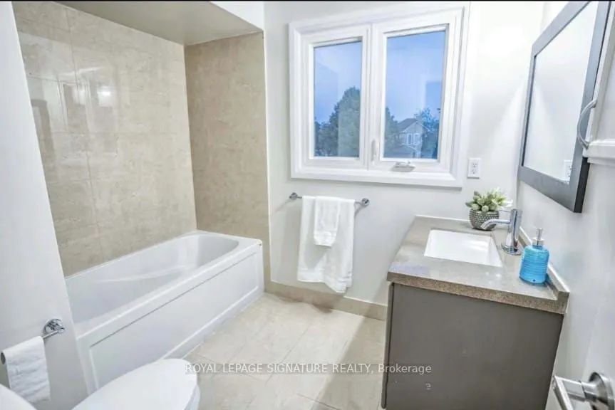 24 Richwood Crescent