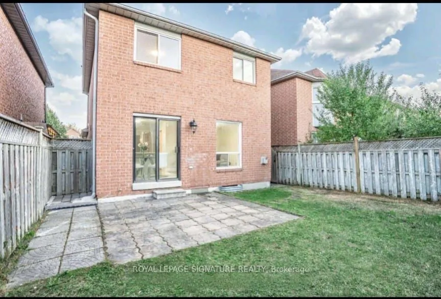 24 Richwood Crescent