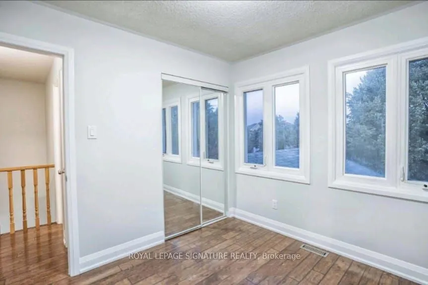 24 Richwood Crescent