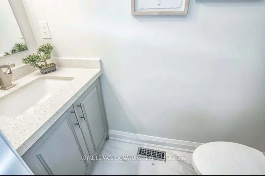 24 Richwood Crescent