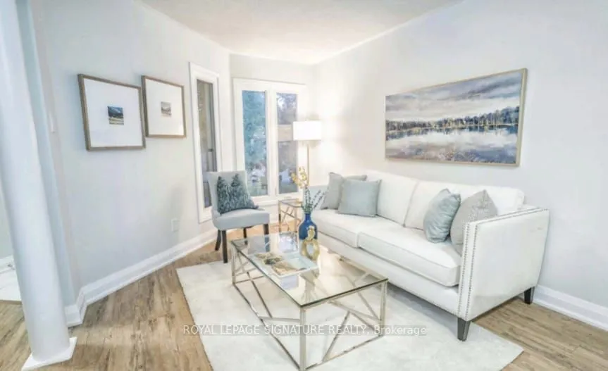 24 Richwood Crescent