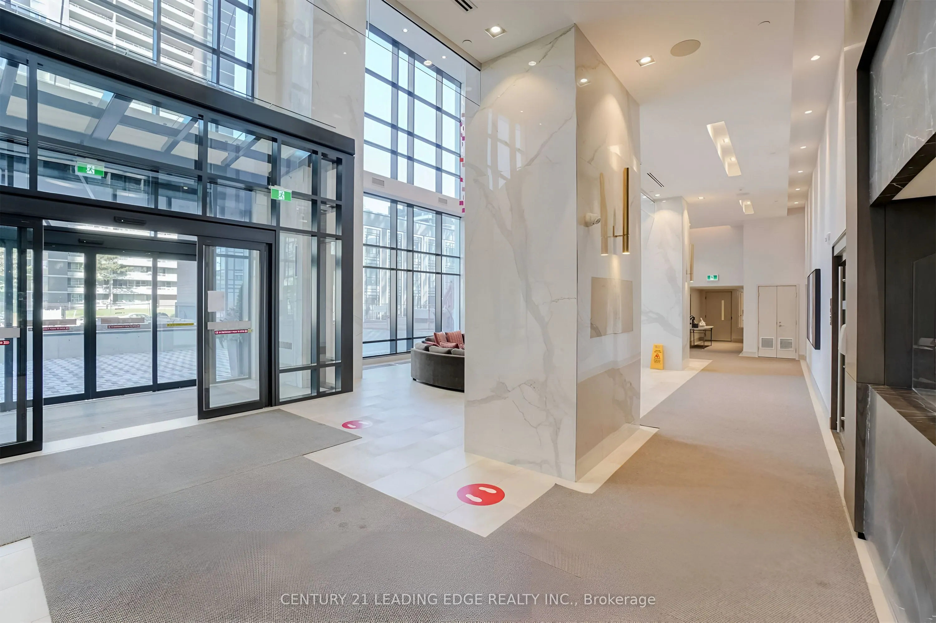 7 MABELLE Avenue #3807